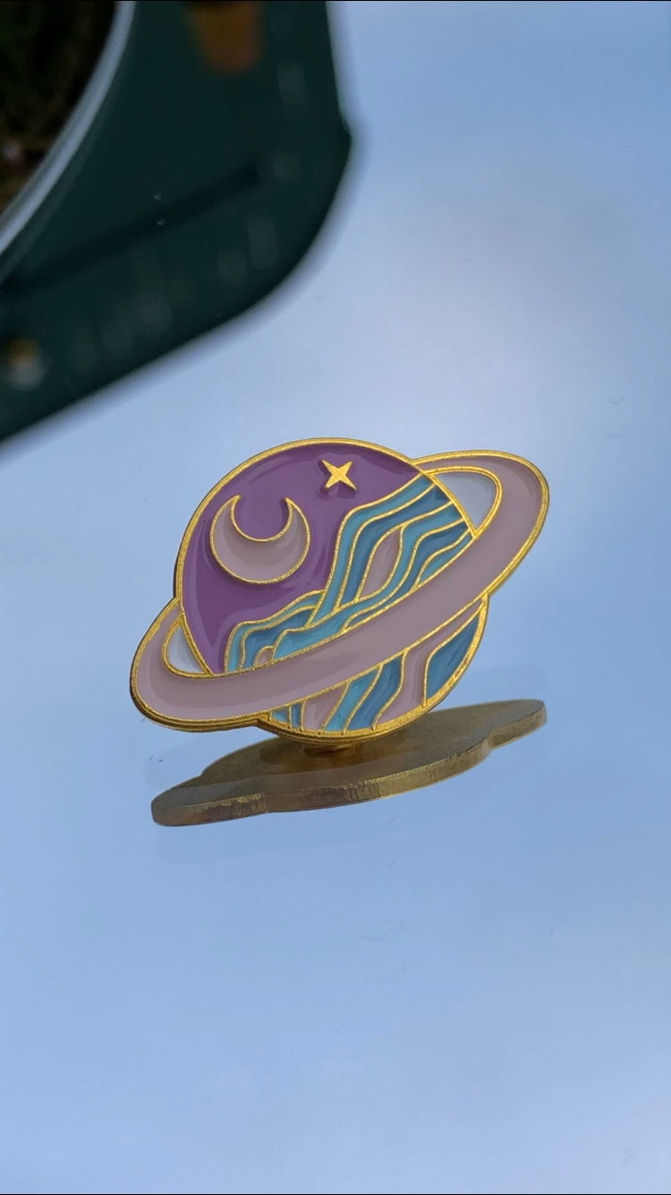 Planet Button, Planet Pin, Saturn Pin