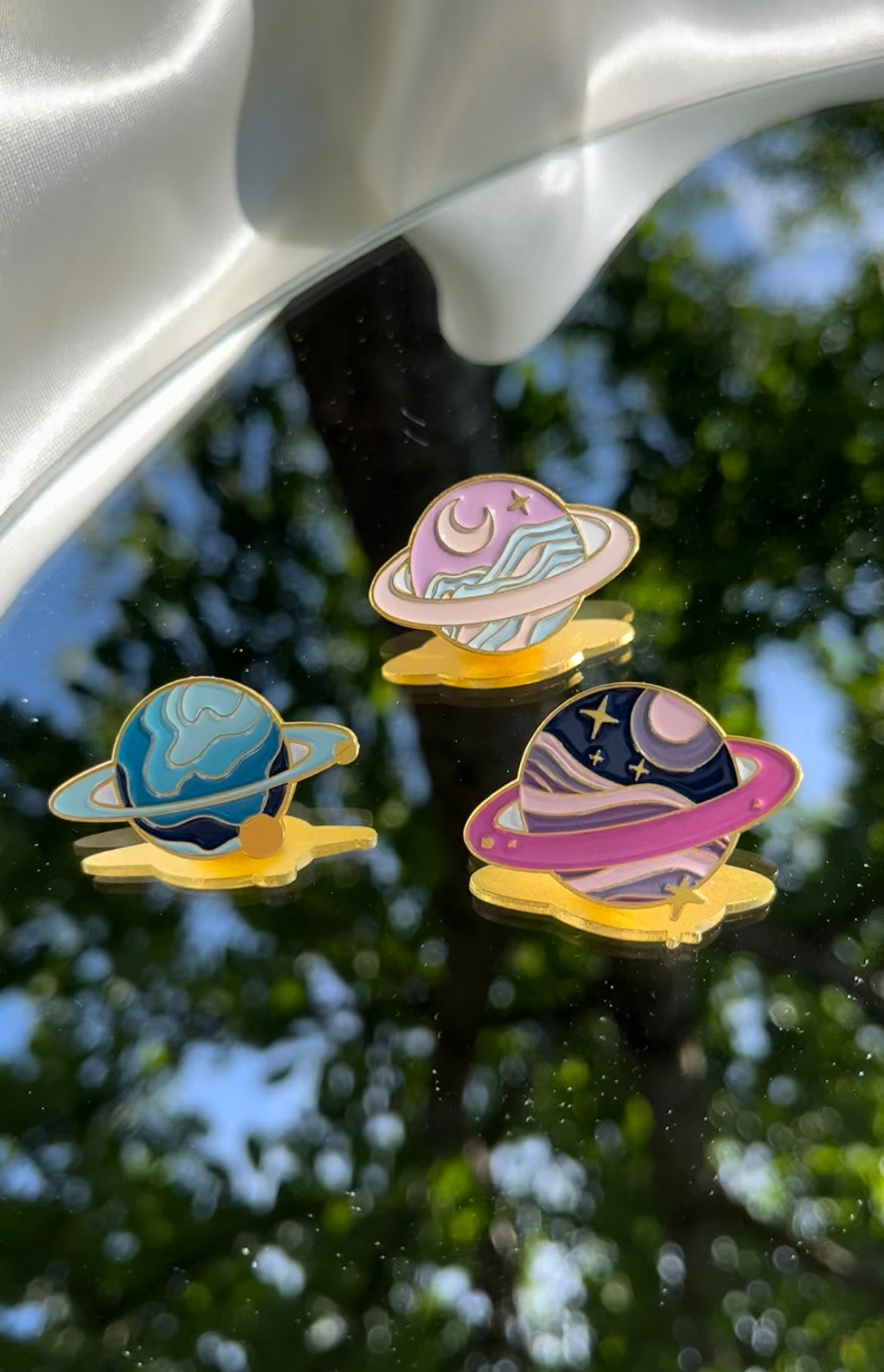 Planet Button, Planet Pin, Saturn Pin