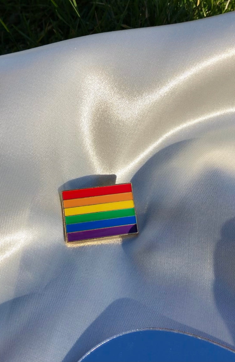 Pride Flagge Pin, Pride Flag Buttons, LGBTQ+ Pins